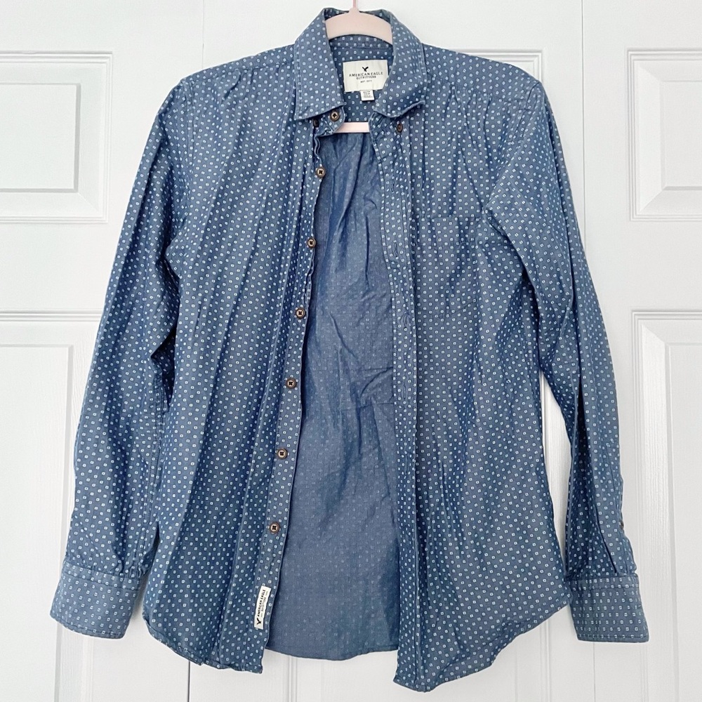 American Eagle Chambray Pattern Shirt